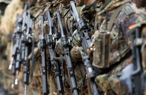 Prozess Um Problemgewehr G36 Entscheidung Zur Treffsicherheit Der Bundeswehr Waffe Politik