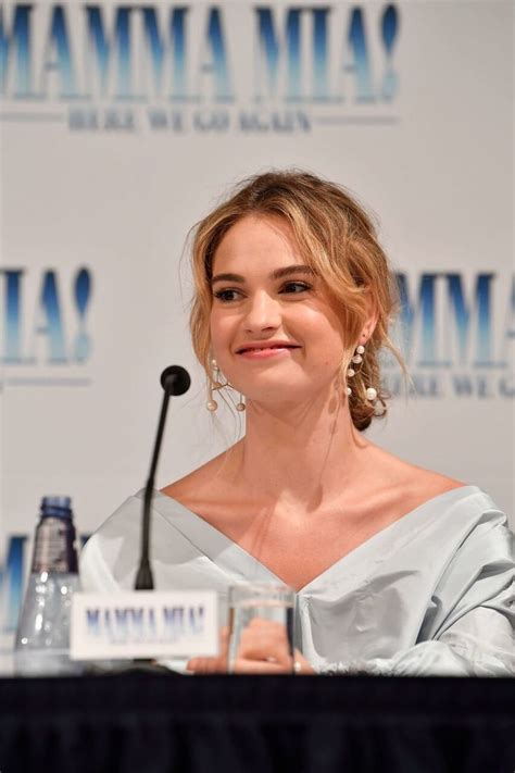 Pin By Vanessa Gore On Cinderella Lily James Lily James Simple