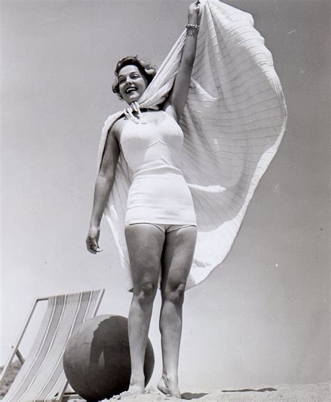 Elyse Knox Vintage Orig Photo Sexy Actress Busty Leggy Swimsuit