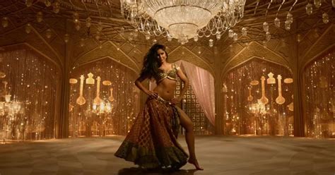 Suraiyya New Thugs Of Hindostan Song Featuring Katrina Kaif And Aamir Khan Is Out