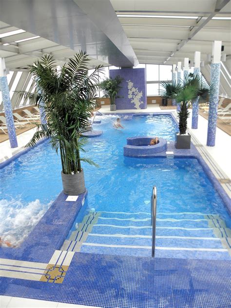 With tonnes of cheap last minute holidays to benidorm, tenerife and marbella it's only a matter of time till you find that perfect hotel, pool and deck chair combination. Hotel Beatriz Atlantis & Spa, Puerto de la Cruz, Spain ...