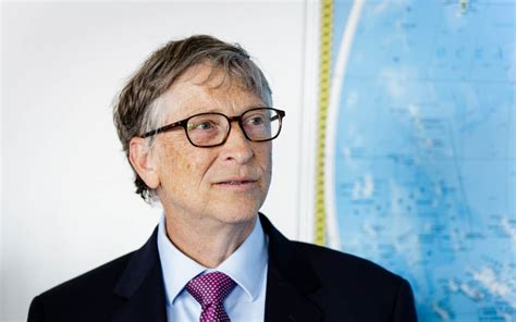 The Tech Giant Biography Of Bill Gates Co Founder Of Microsoft Corp