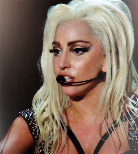 Gagas Nose Bump Vs No Bump Gaga Thoughts Gaga Daily