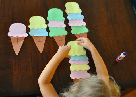 Math activities for preschoolers will definitely put your child on the right path to mathematical success at an early age. 5 Simple Preschool Math Activities | Preschool activities ...