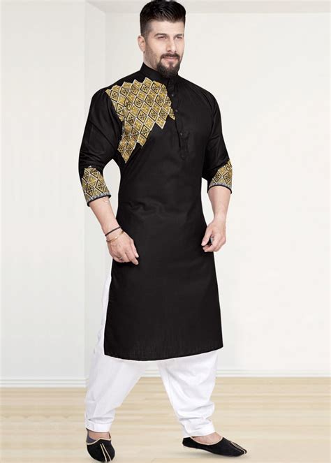 Black Embroidered Pathani Suit In Cotton Vlrengbr