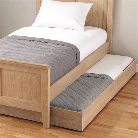How to Use the Storage Space Under Your Bed | Furniture ...