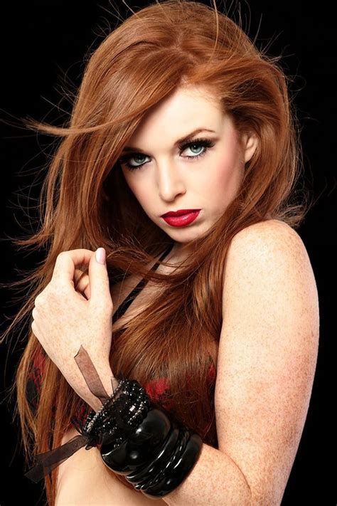 Pin By Drew Gaines On Red Lips Stunning Redhead Redheads Beautiful Red Hair