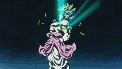 Eddig 27828 alkalommal nézték meg. Broly Dbz GIF - Broly Dbz Saiyan - Discover & Share GIFs