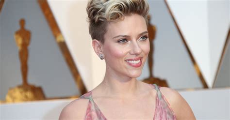Oscars 2017 Scarlett Johansson Scolded By Samuel L Jackson Time