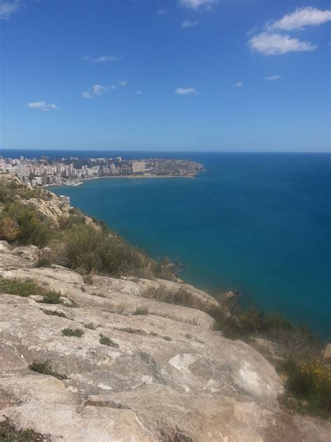 Su casco urbano dista ocho kilómetros del centro de la ciudad de alicante. San Juan - Alicante | San juan alicante, Beautiful places ...