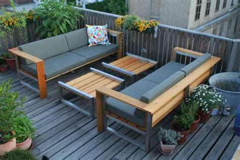 Se trata de gaviota simbac, lux gallery y du chateau floors, líneas que vienen ampliar las facilidades que ofrece la empresa con más de 35 años en el mercado. Modern Outdoor Furniture Creating Perfect Small Outdoor ...
