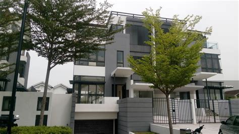 Ytl land & development has built up an excellent track record of building high quality houses, apartments and condominiums with attractive and innovative designs. Property Projects By YTL Land & Development Bhd | Land+
