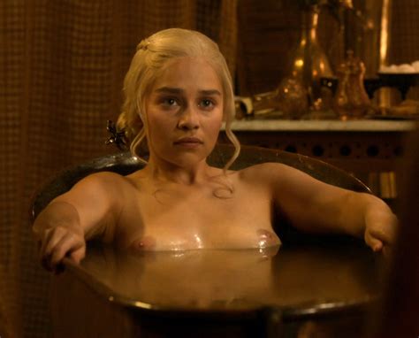Celebrity Nudeflash Picture Original Emilia Clarke Game Of Thrones S E