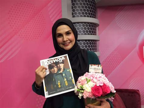 Bekas finalis dewi remaja 2018/2019, ernisha tampil dengan imej tidak bertudung sejak masihkah anda ingat dengan seorang finalis dewi remaja ernisha atau nama sebenarnya erni hidup tak tenang sejak berhijab.iman belum kukuh?? Manis Berhijab! Lihat 7 Dewi Remaja Yang Telah Berhijrah ...