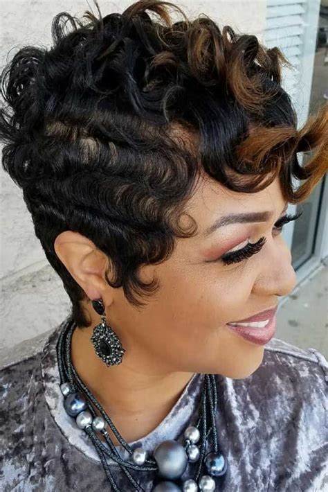 It looks great for every occasion and can be worn with either short or long hair. Inspiring Styling Ideas And Tutorials To Wear Finger Waves ...