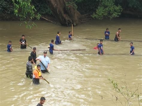 Kampung seberang kastam, 22200 besut terengganu darul iman. Ngambat Ikan Sungai Berang Tarikan Di Hulu Terengganu ...