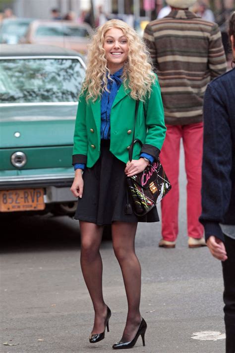 Pin By None On Ladies And High Heels Annasophia Robb The Carrie