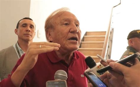 Rodolfo hernandez lives in elizabeth, nj; El Alcalde de Bucaramanga se quedó sin su Kant | La Silla ...