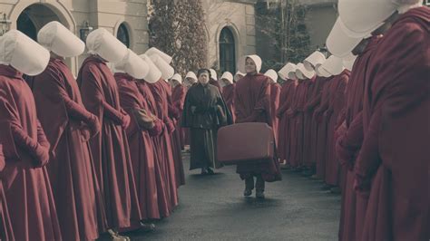Blessed Be The Trailer Hulu Offers A Look At The Handmaids Tale Season 2 Video