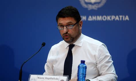 Ο νίκος χαρδαλιάς το πρωί πήγε κανονικά στο γραφείο του, ενώ αργότερα αναχώρησε για το συντονιστικό της πυροσβεστικής για τη διαχείριση των πυρκαγιών στην κερατέα και μετά στα βίλια. Νίκος Χαρδαλιάς: Σταδιακά και προσεκτικά τα βήματα προς ...