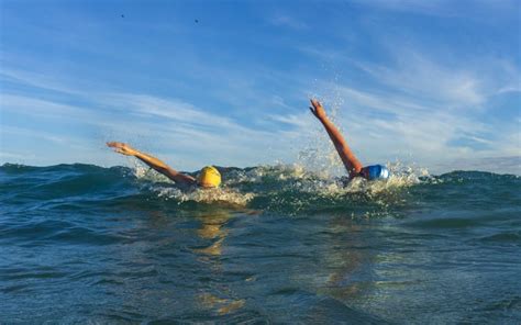 How To Adapt Your Stroke To Swim In The Ocean Salty Fit