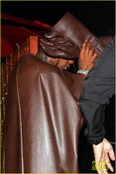 Travis scott gets bullied off the gram for his funny batman costume like and subscribe and travis scott's batman halloween costume roasted by fans travis scott was very proud of his batman. Travis Scott Deletes His Instagram After Fans Troll His ...