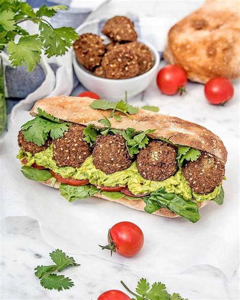 Daily Vegan Recipes On Instagram Smashed Avo And Baked Falafel