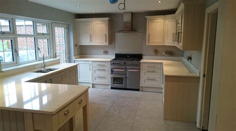Skimming stone from farrow and ball matches the gorgeous pale aga in this shaker kitchen from www.chalkhouseinteriors.co.uk. Farrow and Ball skimming stone Bespoke Kitchen | Bespoke ...