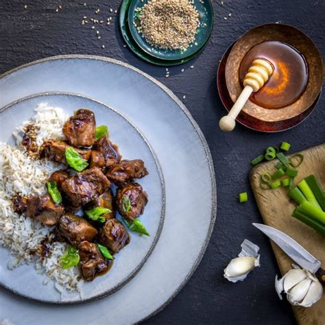 Fry the chicken wings in small batches, being careful not to crowd the pan, nudging the wings so they don't stick to the pan and turning them if necessary, until golden. Teriyaki Chicken - Rezept | EDEKA | Rezept | Teriyaki ...