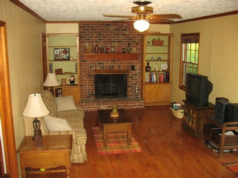 I'm not 100% sure what i'm going to do with the brick, but it definitely needs i did some browsing around the internets to get some inspiration and i thought you might enjoy seeing these amazing brick fireplace makeovers too! Decorating around a red brick fireplace