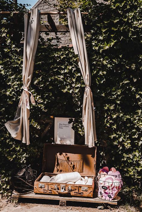 We did not find results for: Vintage Gartenhochzeit mit standesamtlicher Trauung im ...