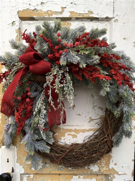 Decorative summer door wreath with whimsical metal sign that says bare feet welcome. 60+ Awesome Christmas Wreaths Ideas Types Decor - Home ...