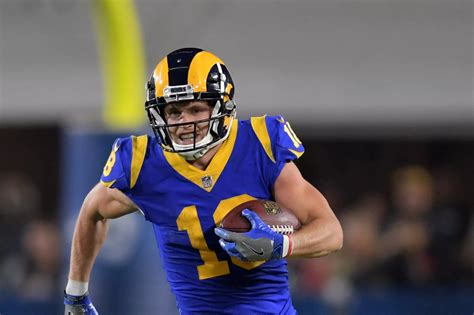 The green bay packers take on the los angeles rams during week 8 of the 2018 nfl season. Los Angeles Rams vs. Green Bay Packers: Final injury ...
