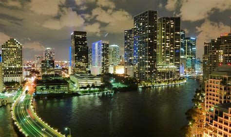 Limo Miami • South East Florida's Finest Limousine Rental Service