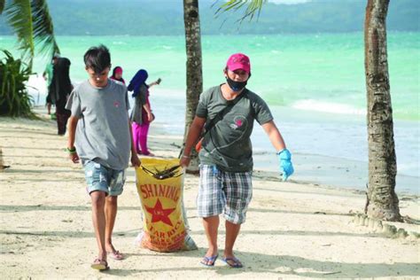 Waste Still Being Dumped In Boracay Waters A O