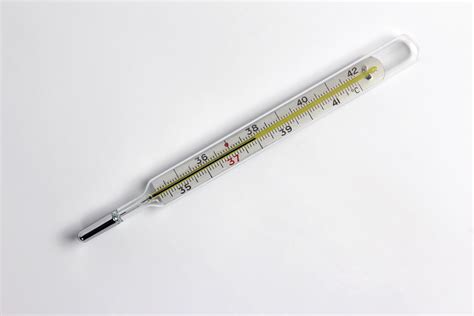 POR FALTA DE TERMÔMETRO NO HOSPITAL DE FLORESTA AZUL PACIENTES SÃO