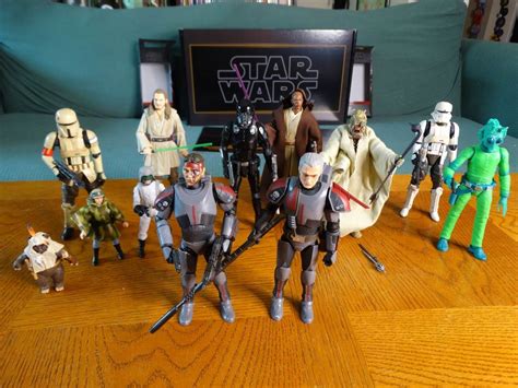 Video Unboxing Hasbros Star Wars Action Figures From The Bad Batch