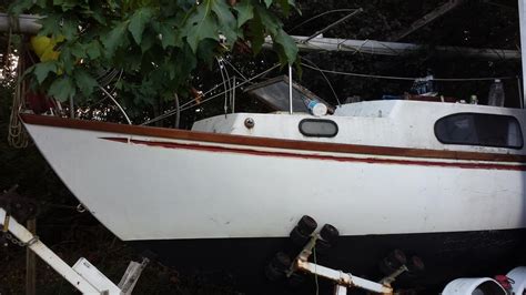 Reduced 24 Foot 1977 West Wind Paceship Sailboat Victoria City Victoria
