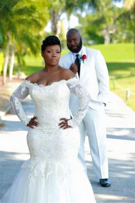 Plus Size African Wedding Dresses Mermaid Style 2016 Full Lace Illusion Long Sleeves Off