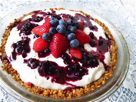 Larathalice Strawberries And Cream Oatmeal Breakfast Tart With Blueberry
