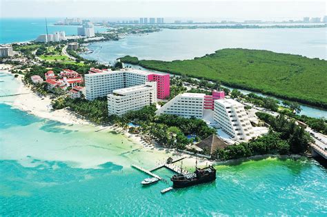 Oasis Palm - Oasis Palm Hotel Specials - Oasis Palm Beach Resort