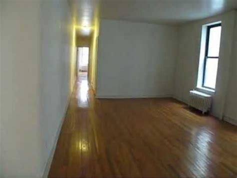 Instantly convert square feet (sq ft) to square meters (m 2 ) and many more area conversions online. NYC 2 Bed, West 90's Appox. 900 Sq. Ft. Elevator, Laundry ...