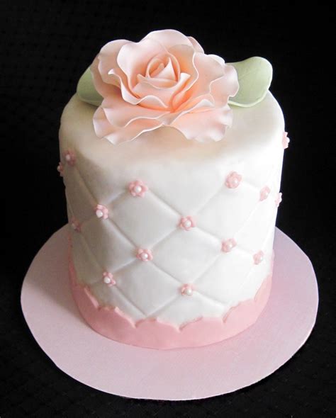 Floral cake decorating options are endless and they always manage to give. Simle Elegant Mother Of The Bride Cake | Mini cakes, Mini ...