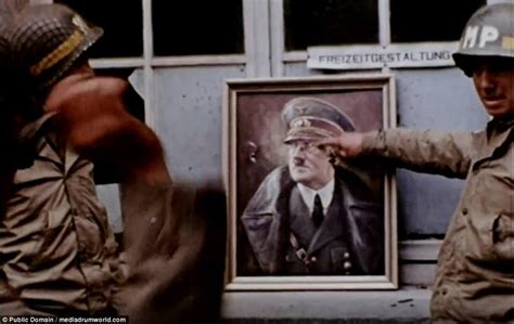 La Seconda Guerra Mondiale Foto A Colori Della Liberazione Delleuropa Corriereit