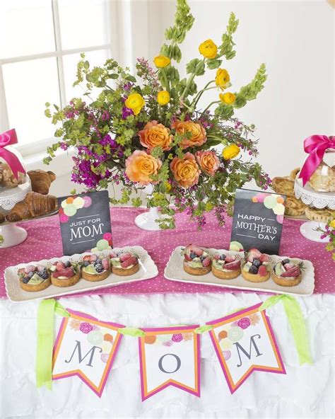 lovely table at a mother s day party see more party planning ideas at mothers