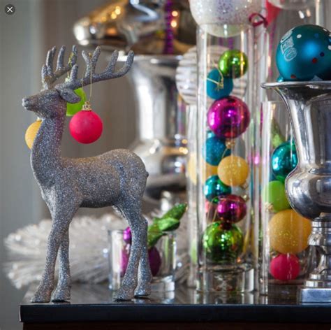 Louise meyer • 6 pins. Lovely table decorations! | Modern christmas, Christmas ...