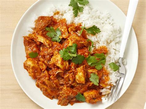 A recipe for the popular spicy indian dish, this spicy, tangy curry is a quick and easy kitchen staple. Chicken Vindaloo Recipe | Food Network Kitchen | Food Network