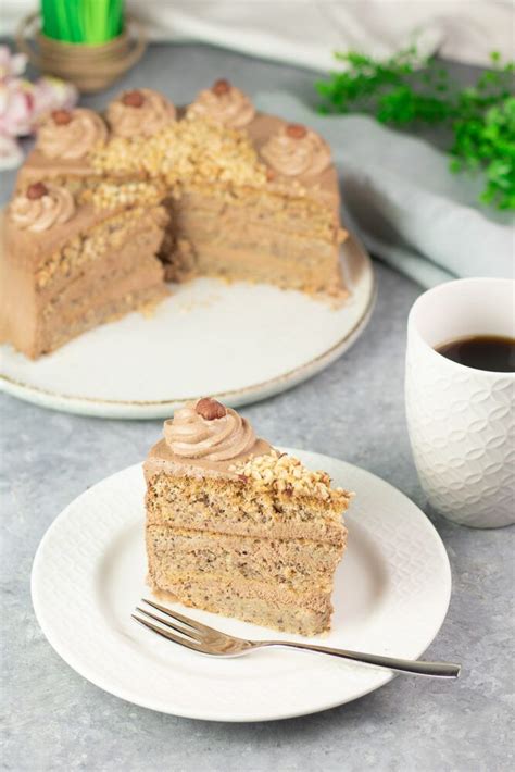 .obstkuchen, käsekuchen, schnelle kuchenrezepte, besondere kuchenrezepte oder einfache unsere redakteure haben alle rezepte getestet und können bestätigen, dass die kuchen gelingen. Low Carb Haselnuss-Torte - Ein Kuchen für den besonderen ...