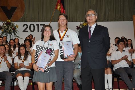 Clarissa molina (born clarissa maría molina contreras; Licenciatura 2017 - "El adiós a la Generación Aniversario ...