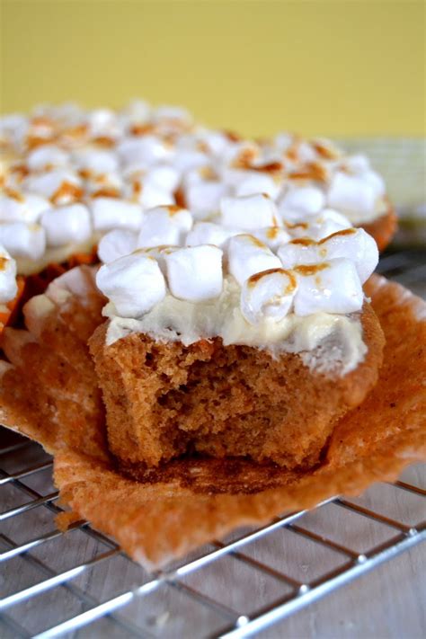 The trend hunter team was craving some sweet treats, and headed to le dolci for a fun day of icing and eating. Cakeyboi: Sweet Potato Cupcakes with Toasted Marshmallow